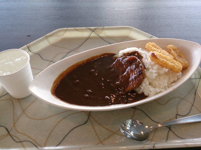 鈴鹿の昼食(カレー)